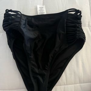 4/$20🎉 High waist bikini bottoms